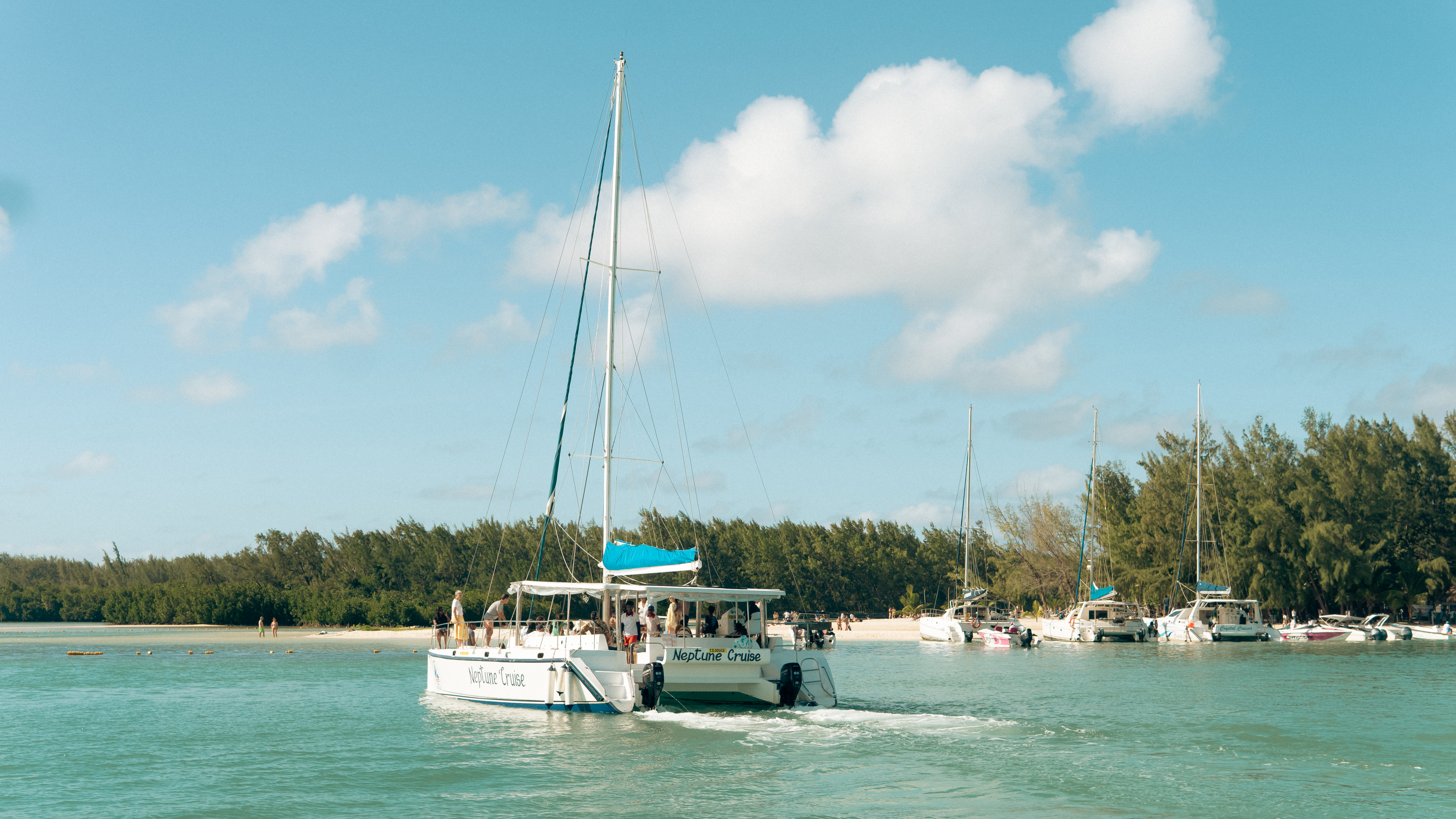 Catamaran Cruise Ile aux cerfs
